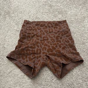 Balance flocked shorts